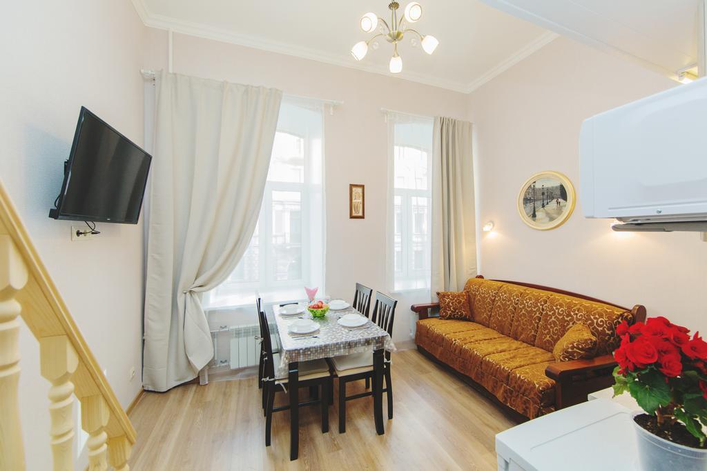 سانت بطرسبرغ Duplex Apartments On Pushkinskaya 9 المظهر الخارجي الصورة